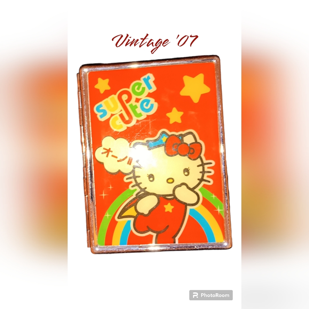 Vintage Hello Kitty Card holder